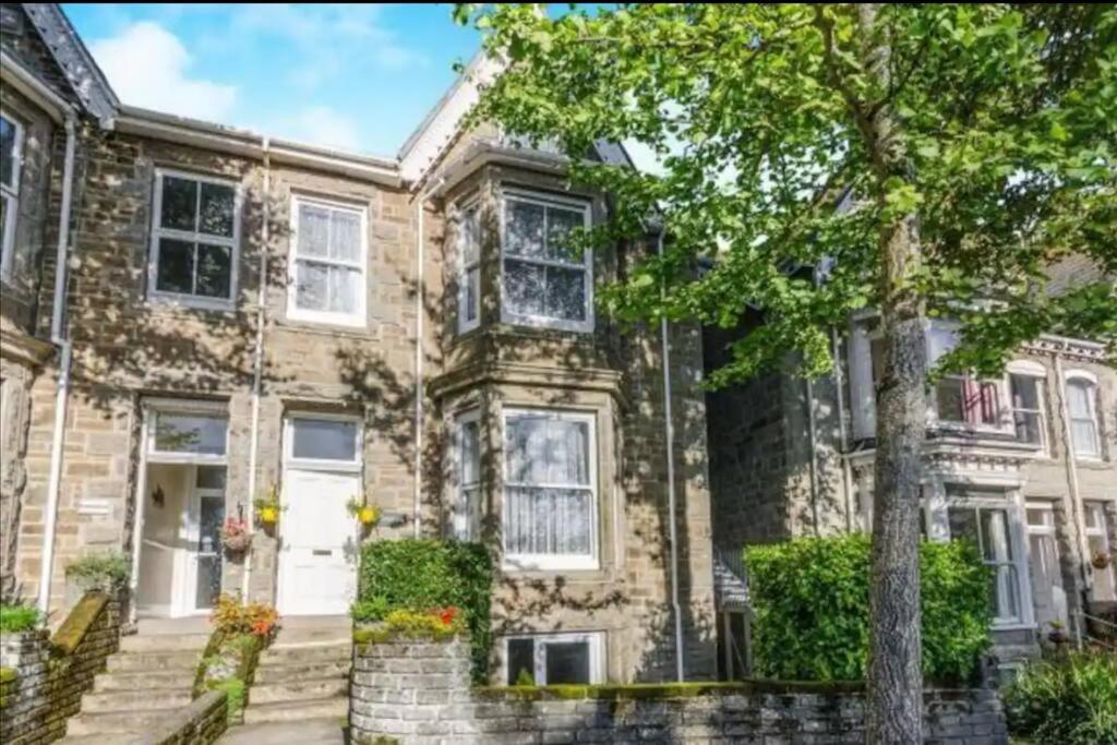 Cosy 2-Bed Apartment near Penzance Seafront photo 6