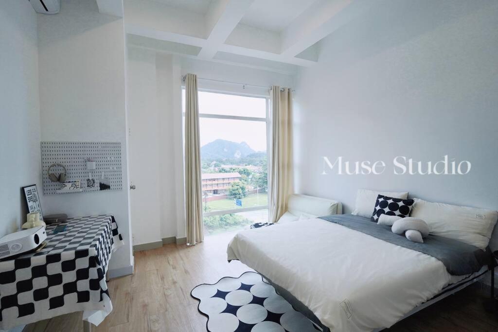Muse Studio @CBD with pool, Gua Musang