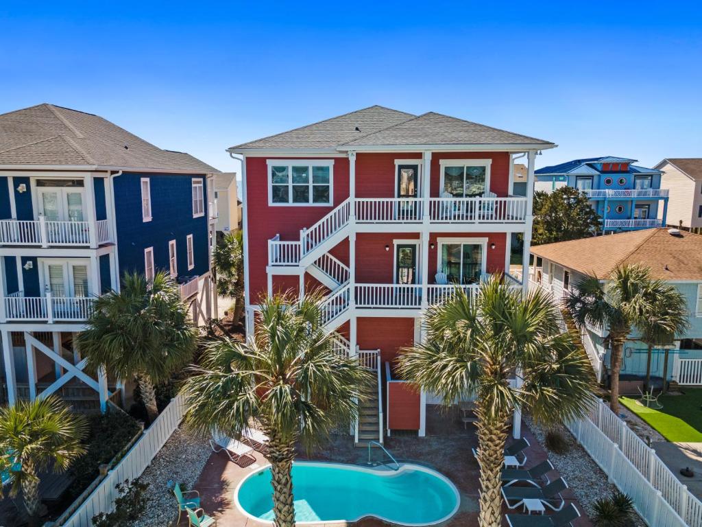 Cherry Bomb Private heated Pool, Elevator, Ocean Isle Beach