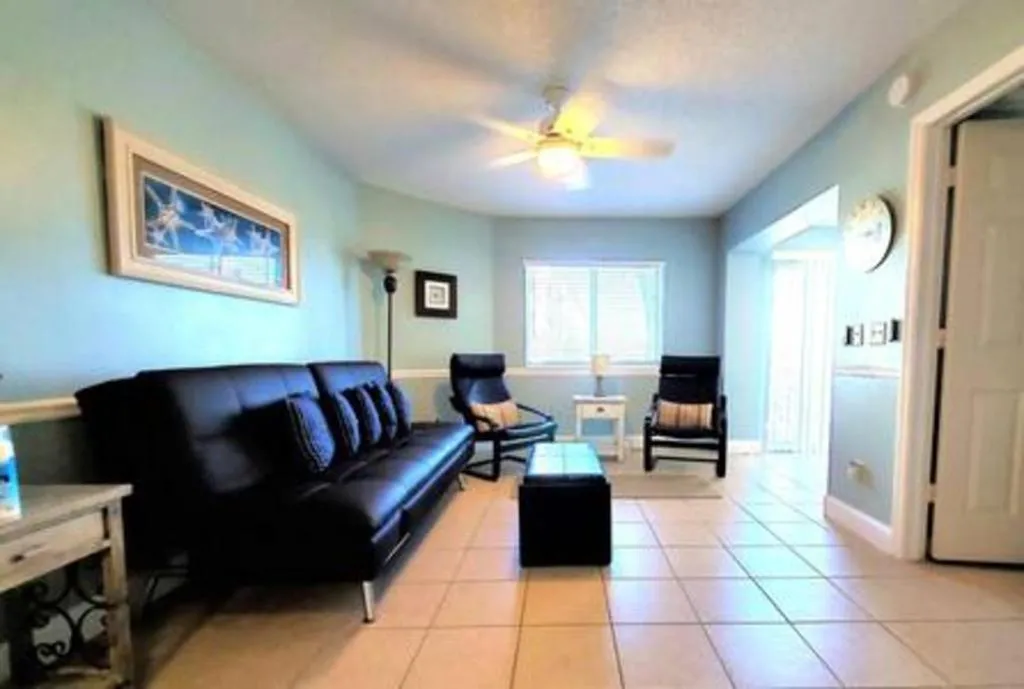 From $39pp - Atrium Condo Deluxe - Sleeps 4 Guests 105, Cape Canaveral, FL