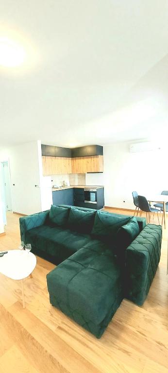 Magenta Zvezdara - 5