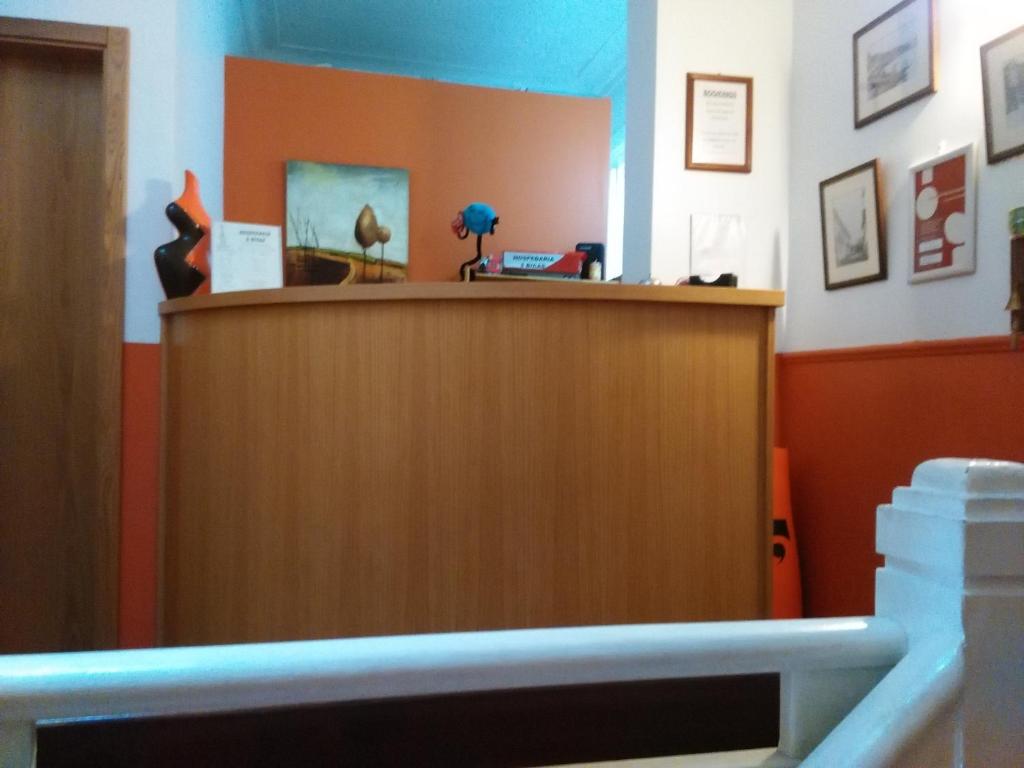 フロント・ロビー