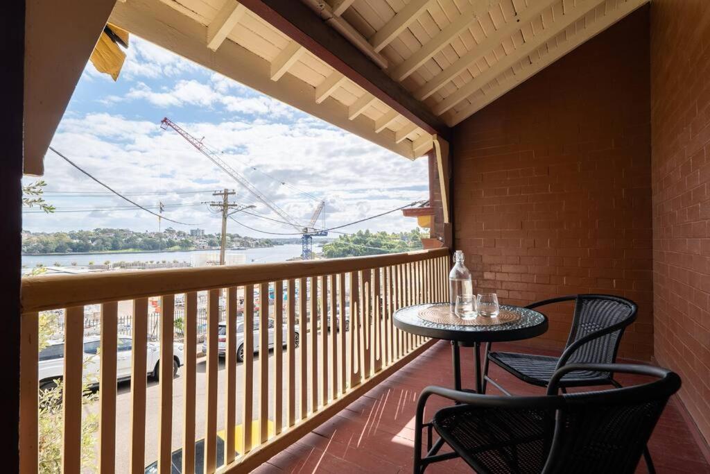 Waterfront - KING Bed Suite @ Rocks Sydney #10A, Sydney