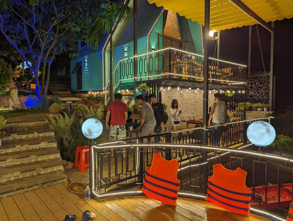 Hồ Mây Homestay