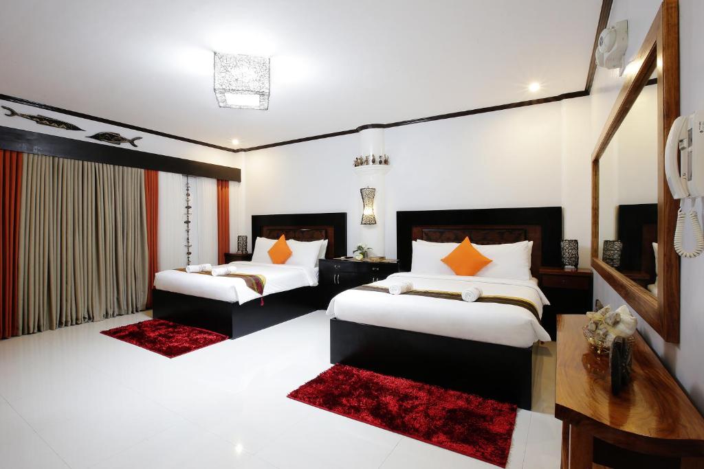 Coron Bancuang Mansion photo