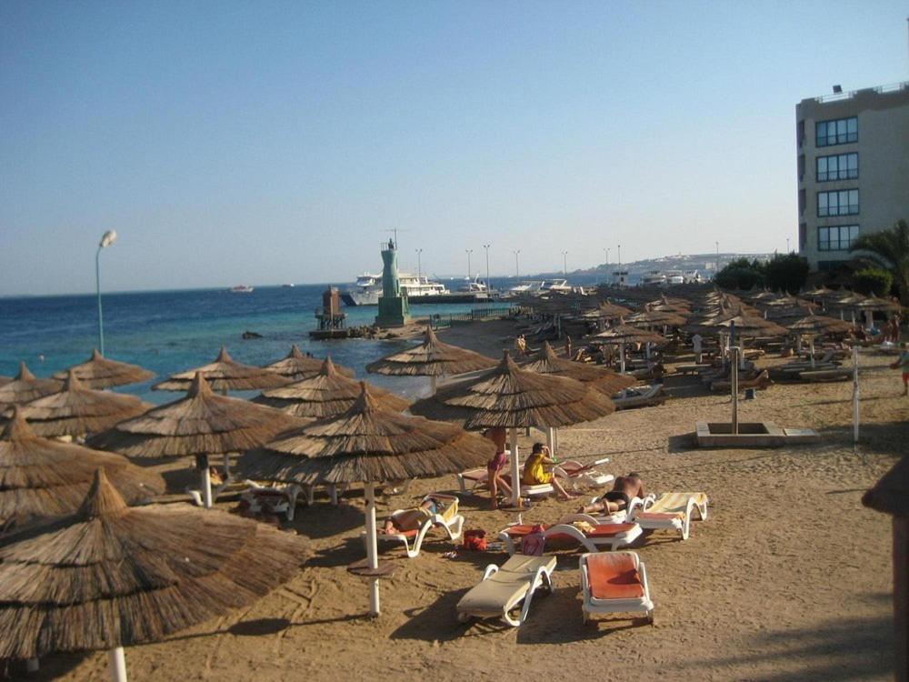 Moreno Horizon Spa and Resort — Beach in Hurghada, Red Sea