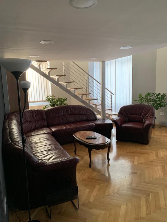 Tató Apartman, Segedín