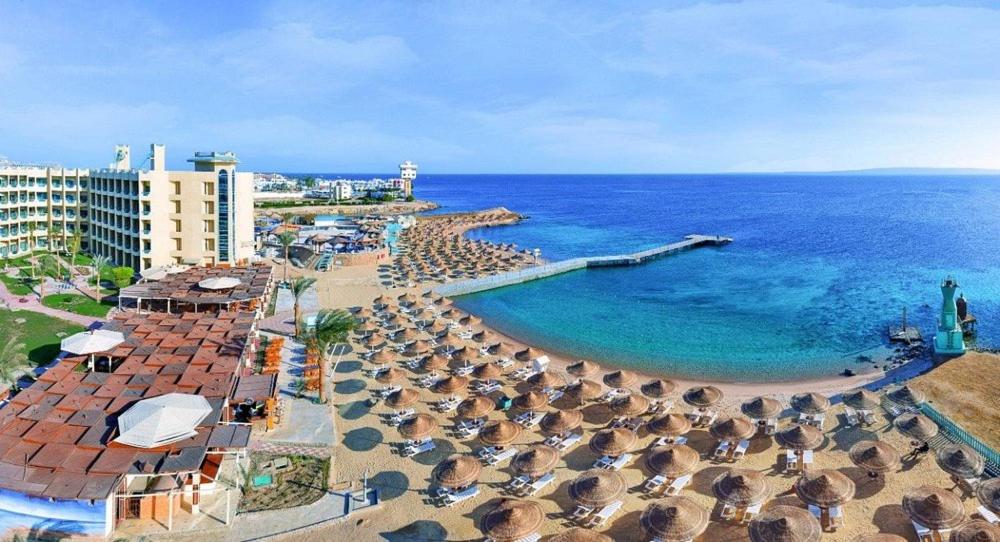 Moreno Horizon Spa and Resort — Beach in Hurghada, Red Sea