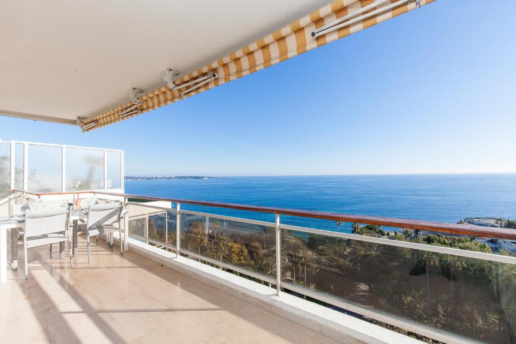 SUPER CANNES FRONT DE MER LUXUEUX VUE UNIQUE - 4