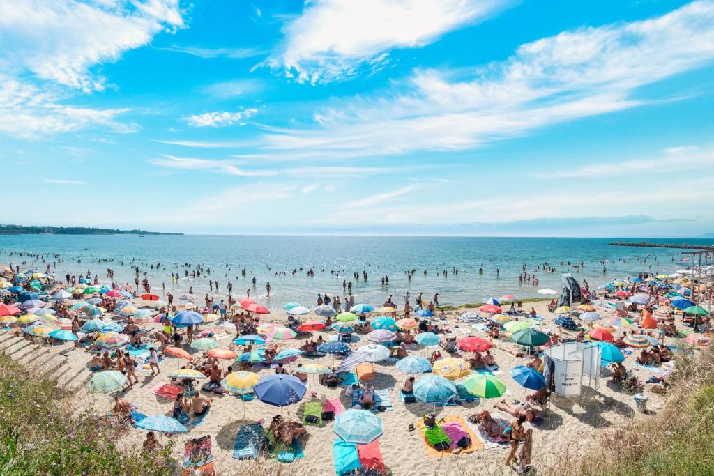 Riviera Fort Beach Apartments — Rawda, Region Burgas
