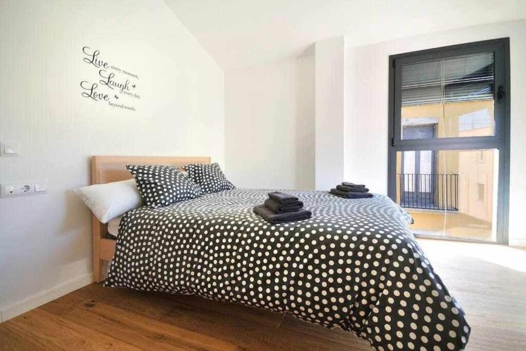 Stunning apartment w amazing views in Girona - 2
