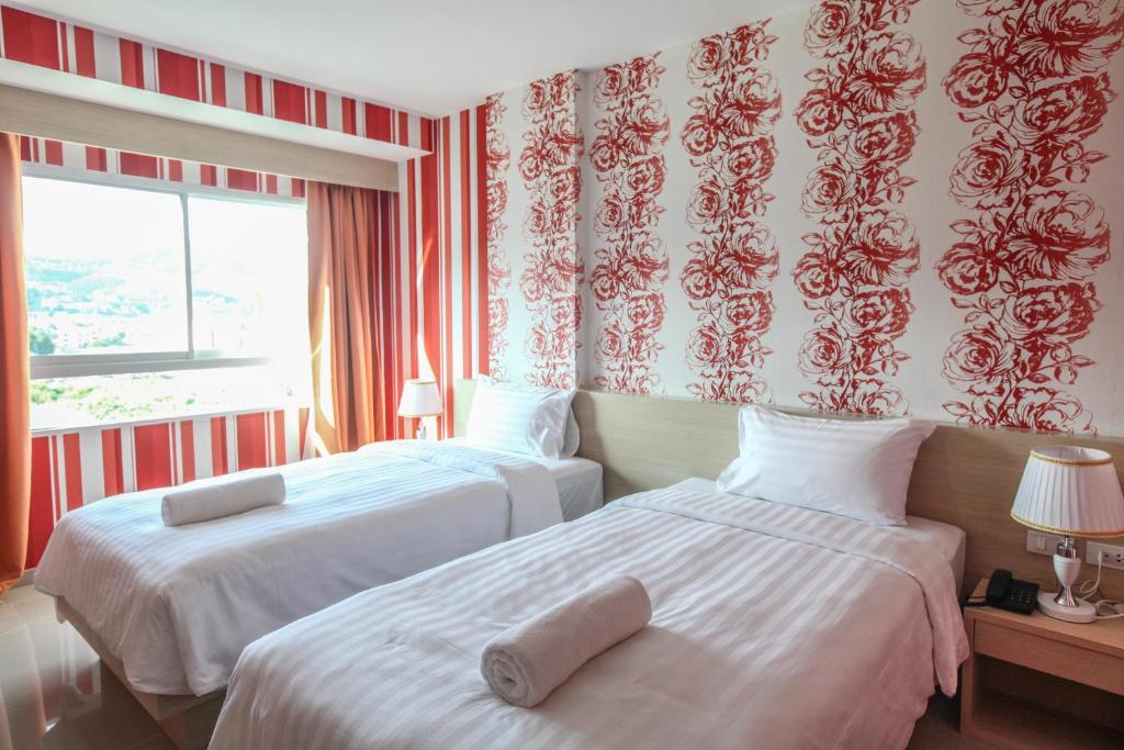 ocean and ole patong hotel