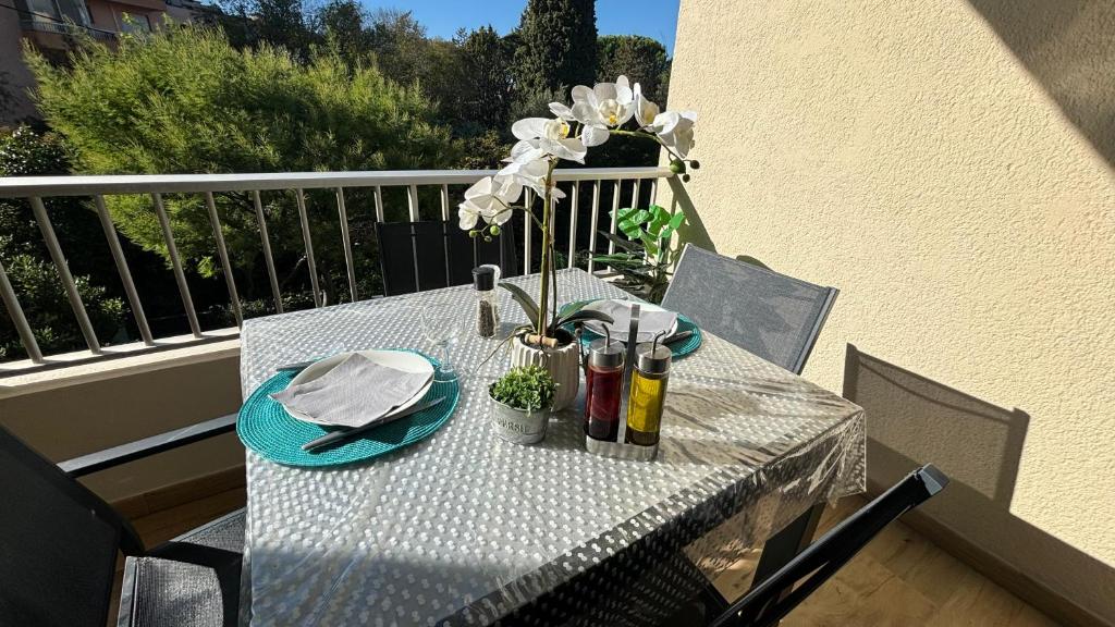 Proche Centre SANARY Studio climatisé 4 personnes - 1