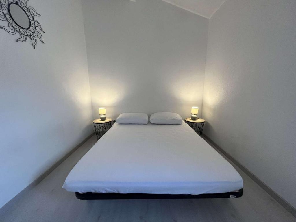 2 chambres, piscine, lave linge, lave vaisselle, parking, balcon, parking privatif - 5