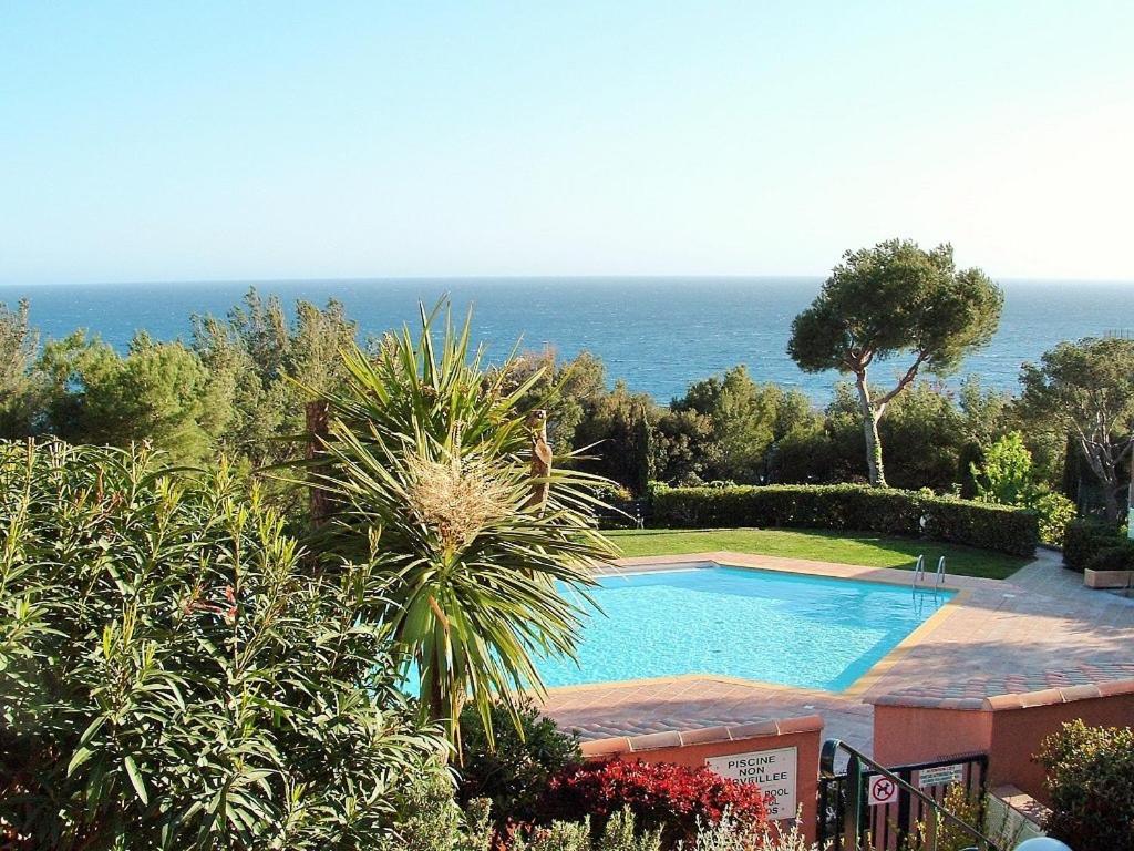 Résidence avec piscine, vue mer, tennis, parc pour enfants - 2