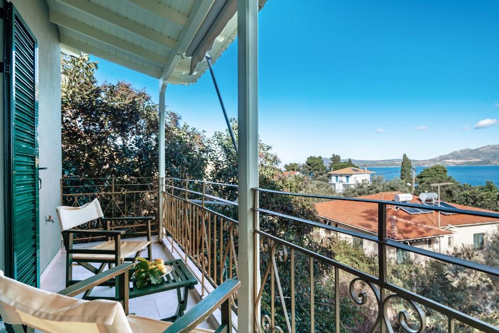 Old Boat double studio 10, Nikiana