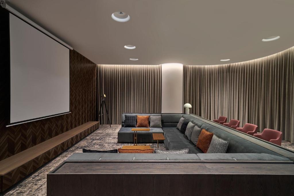 غرفة الاجتماعات/الاحتفالات