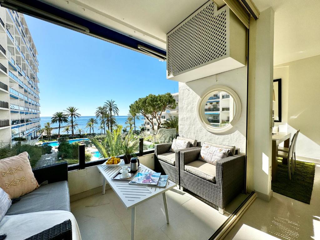 Seafront Skol Marbella Center by EaW Homes - 2
