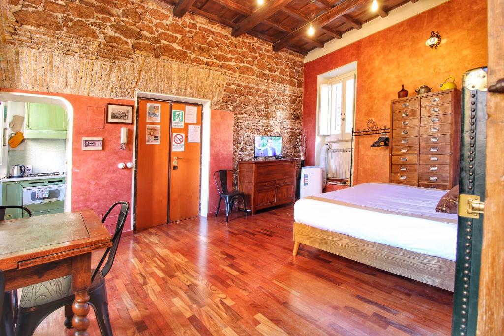 Trastevere Charming Romantic Loft By YourHost - 2