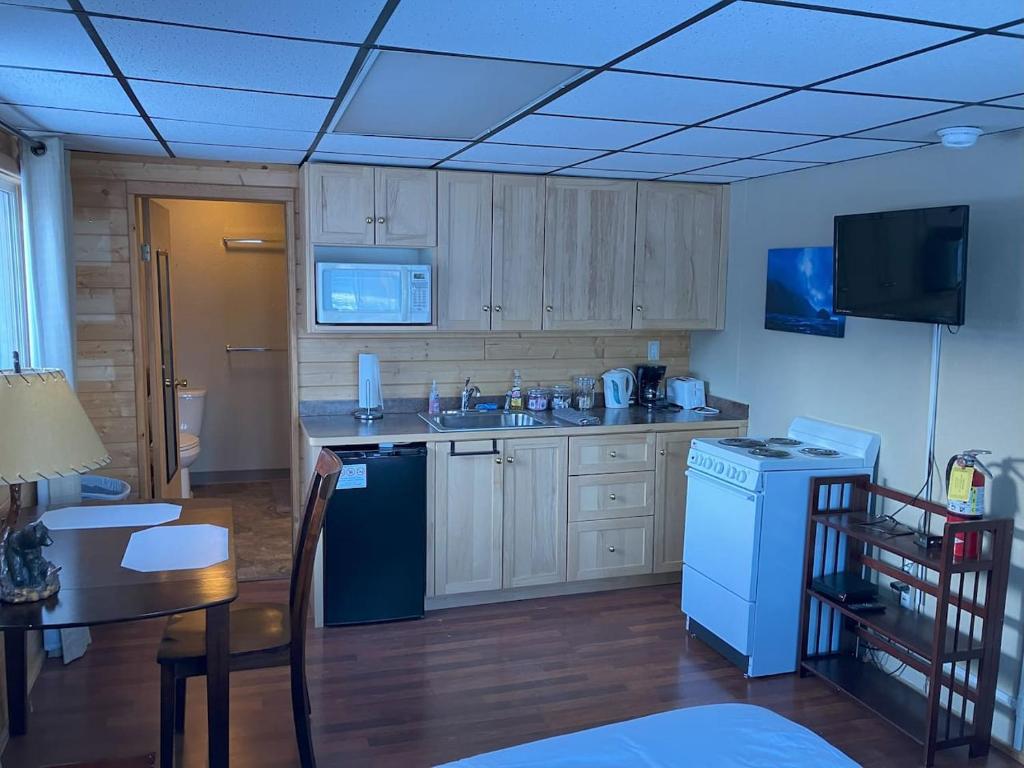 Halibut House Unit 3, Seward