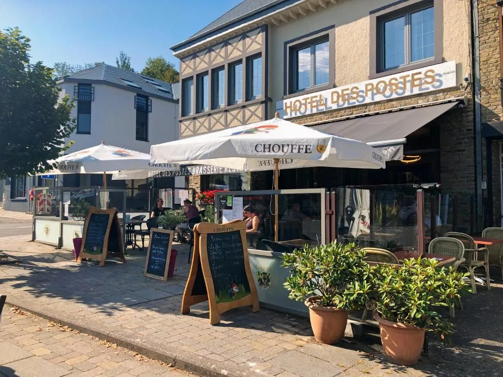 Hotel des Postes，位于胡法利兹的酒店