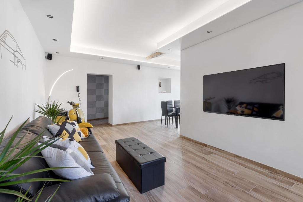 LOFT 73 - 4