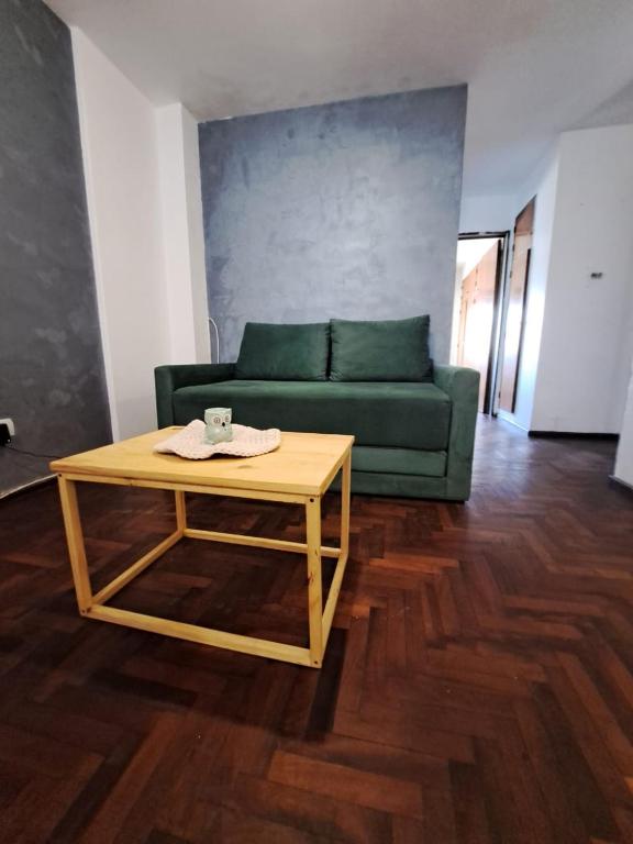 Departamento -Artigas- Pleno Barrio Alberdi, a una cuadras de Barrio Nueva Córdoba, Güemes y al rededores, BY Apartcba - 4