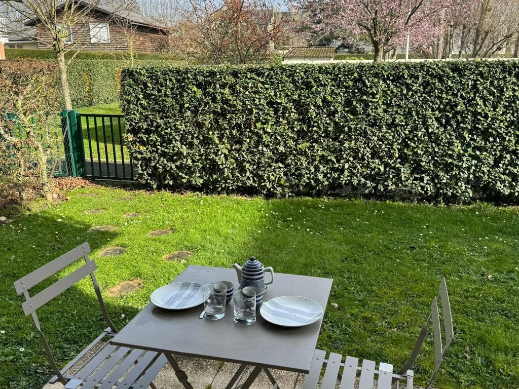 Appartement Moderne T2, Rez-de-Jardin, Proche Plage et Centre Ville, Parking, Wifi, Animaux Acceptés - FR-1-487-362 - 3