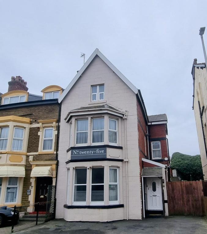 Number twenty five, Blackpool