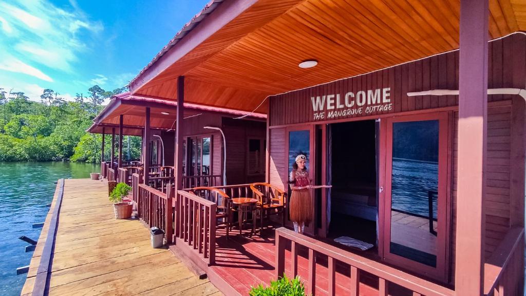 The Jeti Mangrove - Ecolodge, Cottage, Restaurant & Kali Biru, Blue River, Rabia