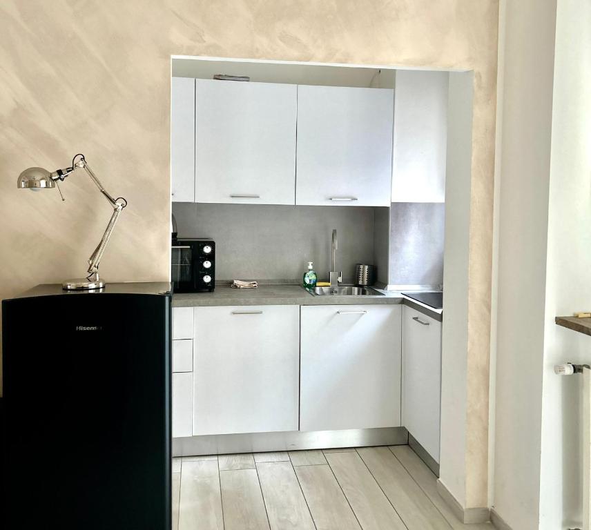 Lovely 2 room apartment with small garden - 2