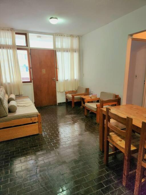 Acogedor Departamento Miramar - 4