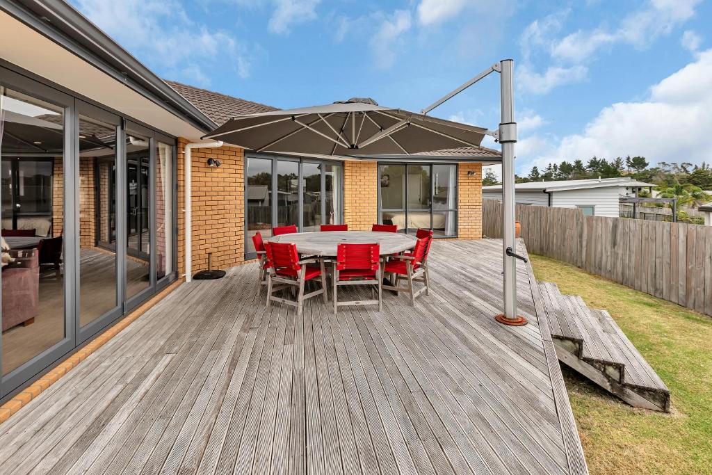 Paradise at the Bay - Ruakaka Holiday Home, Ruakaka