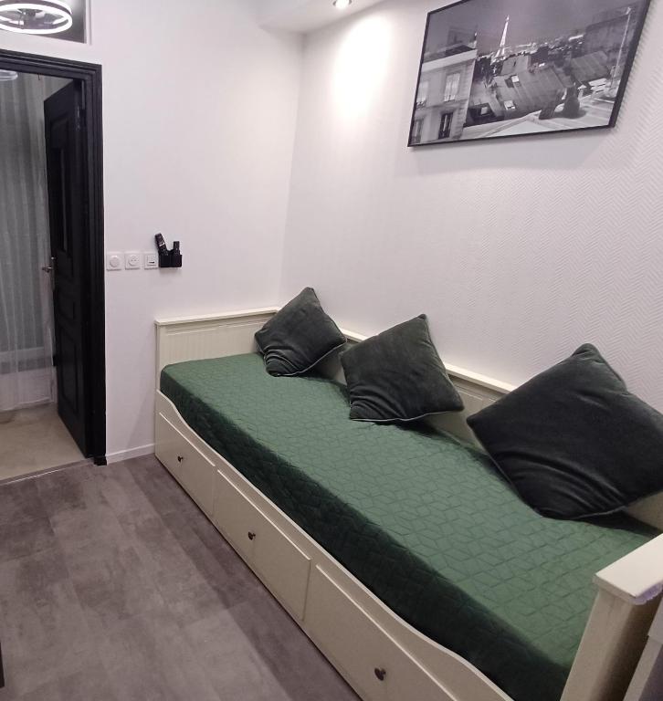 Bright small studio Paris Saint Ouen, Saint-Ouen