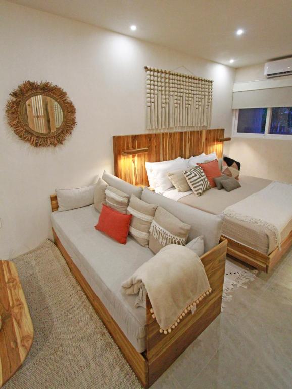 Jungle Chic - 4