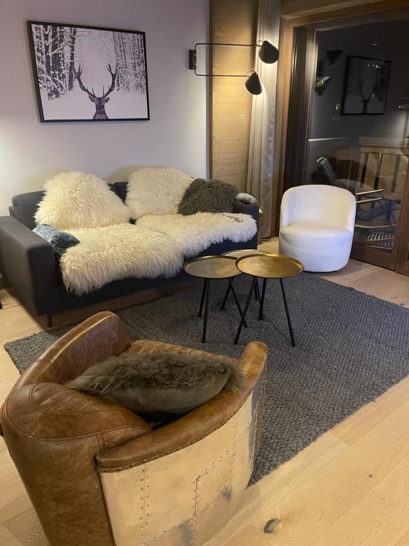 Appartement standing face mont blanc piscine - 3