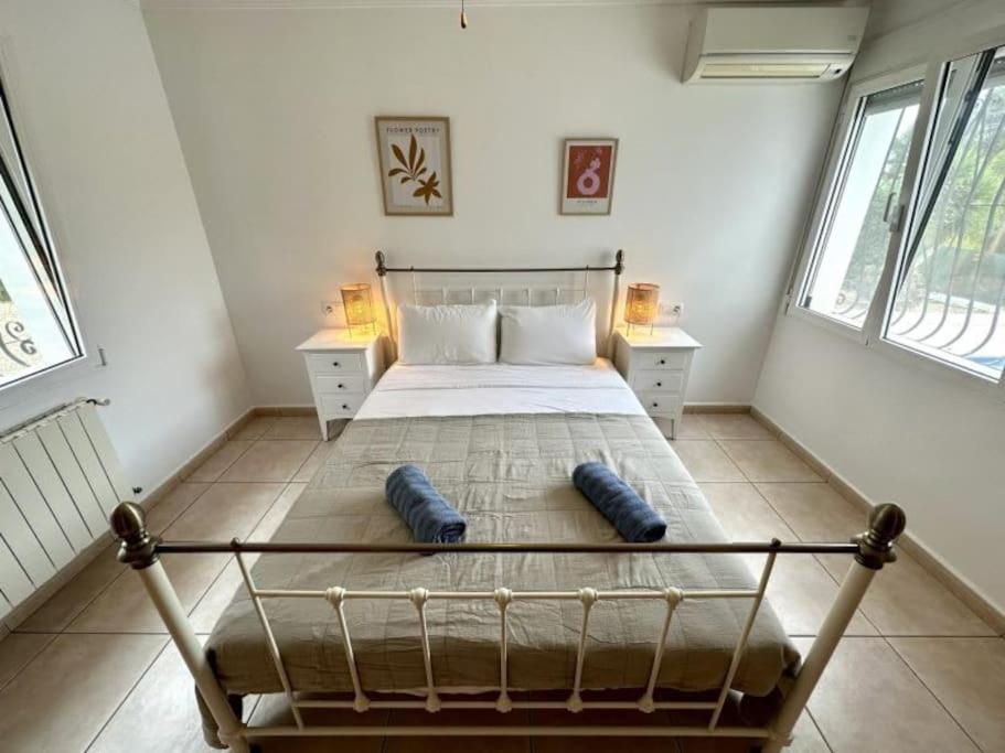 Casa Maria Granadella, three bedroom villa with private pool - 2