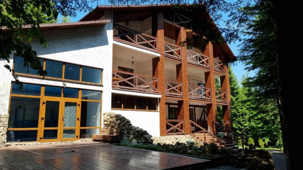 Fortetsya Myhove, Mihove