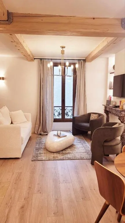 Verdon - Appartement d'Architecte, hotel in Comps-sur-Artuby