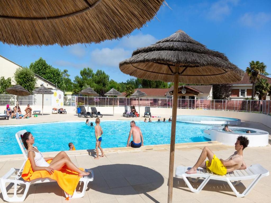 Camping Le Both d'Orouet - 1