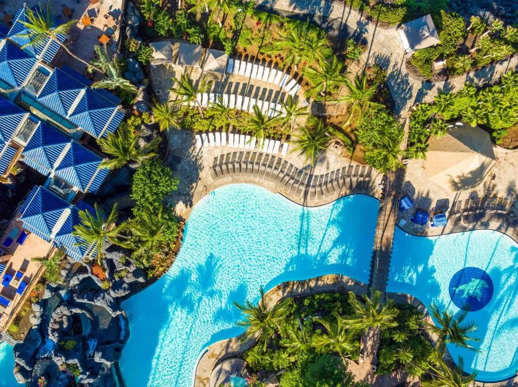 Hilton Grand Vacations Club Ocean Tower Waikoloa Village，位于瓦克拉的酒店