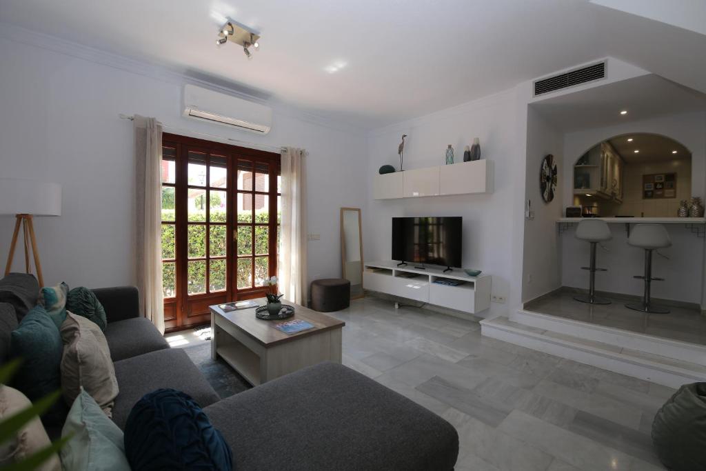 Estepona West Townhouse BIANCA - 2