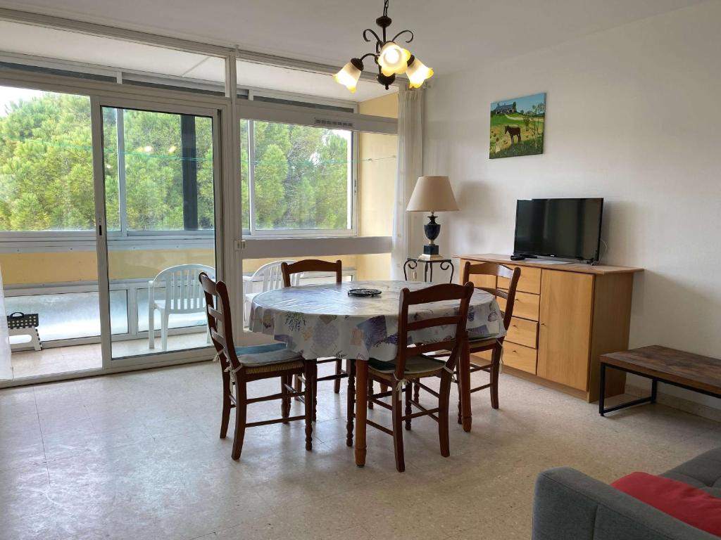 Appartement T2 lumineux avec loggia fermée, proche des thermes, parking, wifi - Balaruc-les-Bains - FR-1-553-184, Balaruc-les-Bains