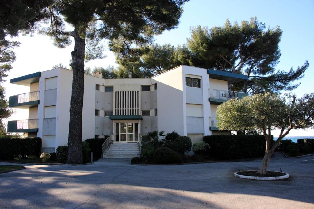 EDENROC Appartement pour 4 personnes avec vue mer à Carqueiranne - 1
