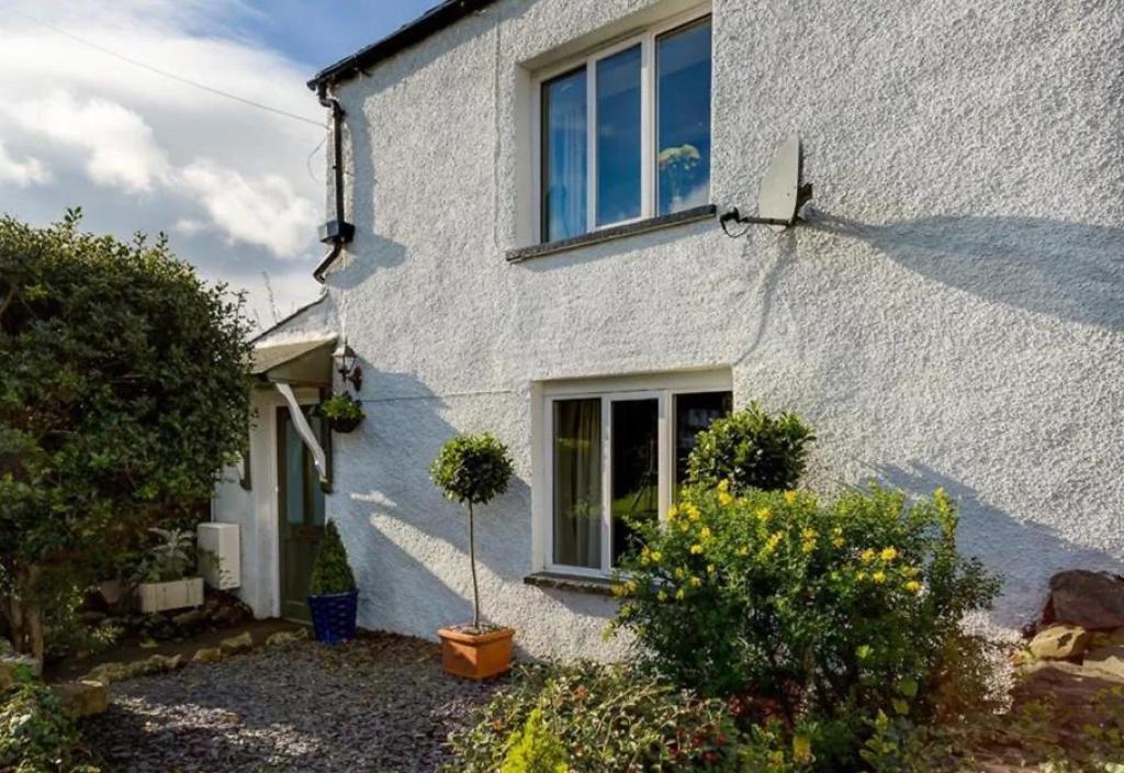 Holly Cottage, Cartmel