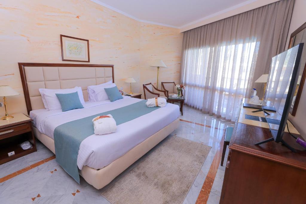 Sea Star Beau Rivage Hotel — Hotel rooms in Hurghada, Red Sea