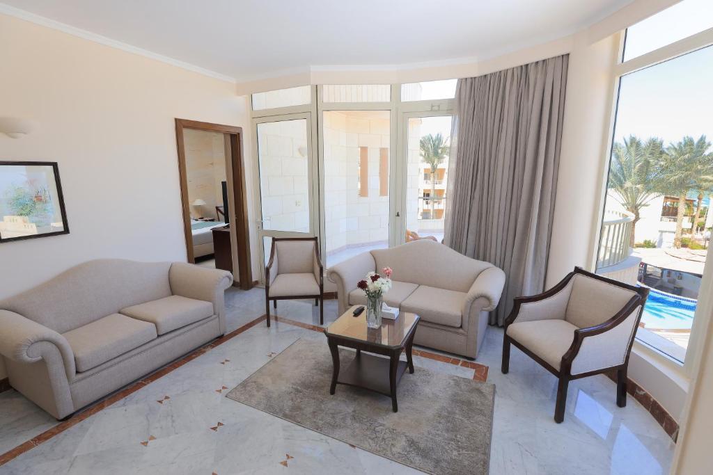 Sea Star Beau Rivage Hotel — Hotel rooms in Hurghada, Red Sea
