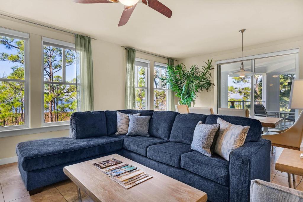 Bahia Units 4322 and 4324, Destin