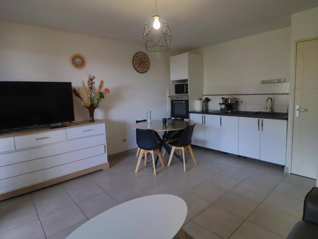 T2 avec Wifi incl., 4 pers, Parking à Sète - FR-1-472-192 - 5