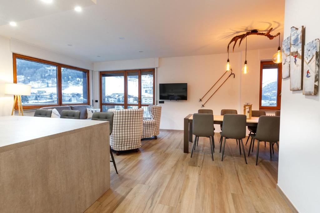 Centre of Old Town, Fully Renovated, Amazing Views & Car Park - 5